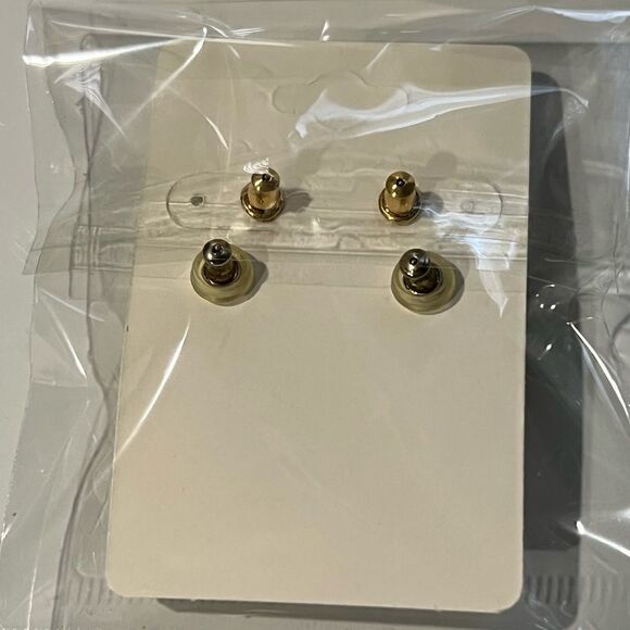 Bundle Sale 3 for $15 | Two Pair Gold Tone Knot Earrings Small & Large - Picture 11 of 12